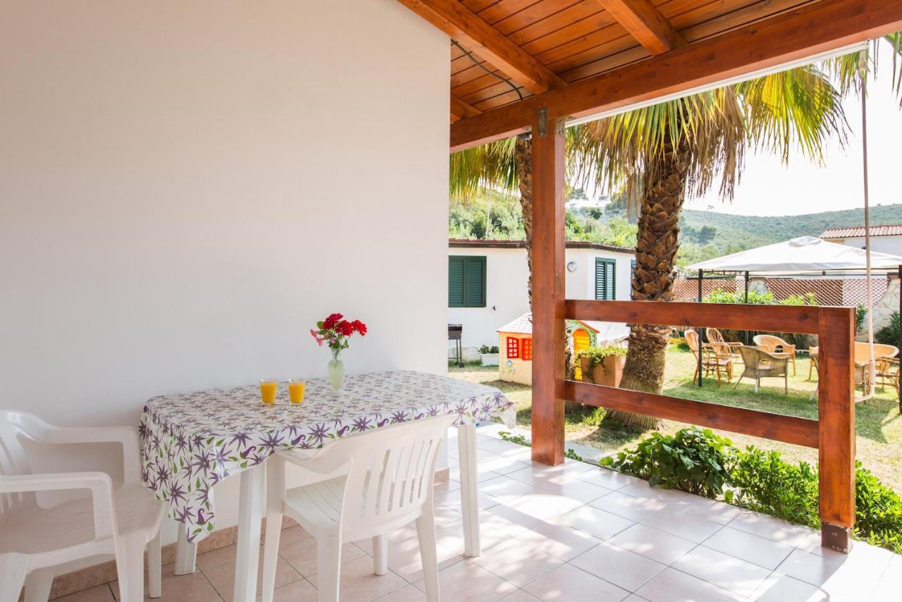 One Love Apartments Lupetto Exterior photo