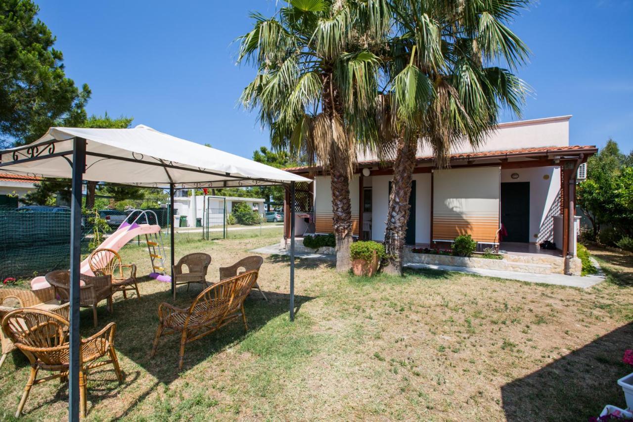 One Love Apartments Lupetto Exterior photo